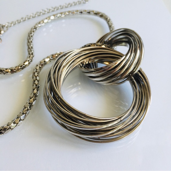 Silver Tone Statement Pendant Necklace Rings Door Knocker 18” - 20 1/2” - Picture 5 of 9